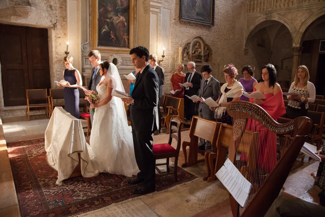 The Role of Escorts in Italian Weddings and Special Occasions
