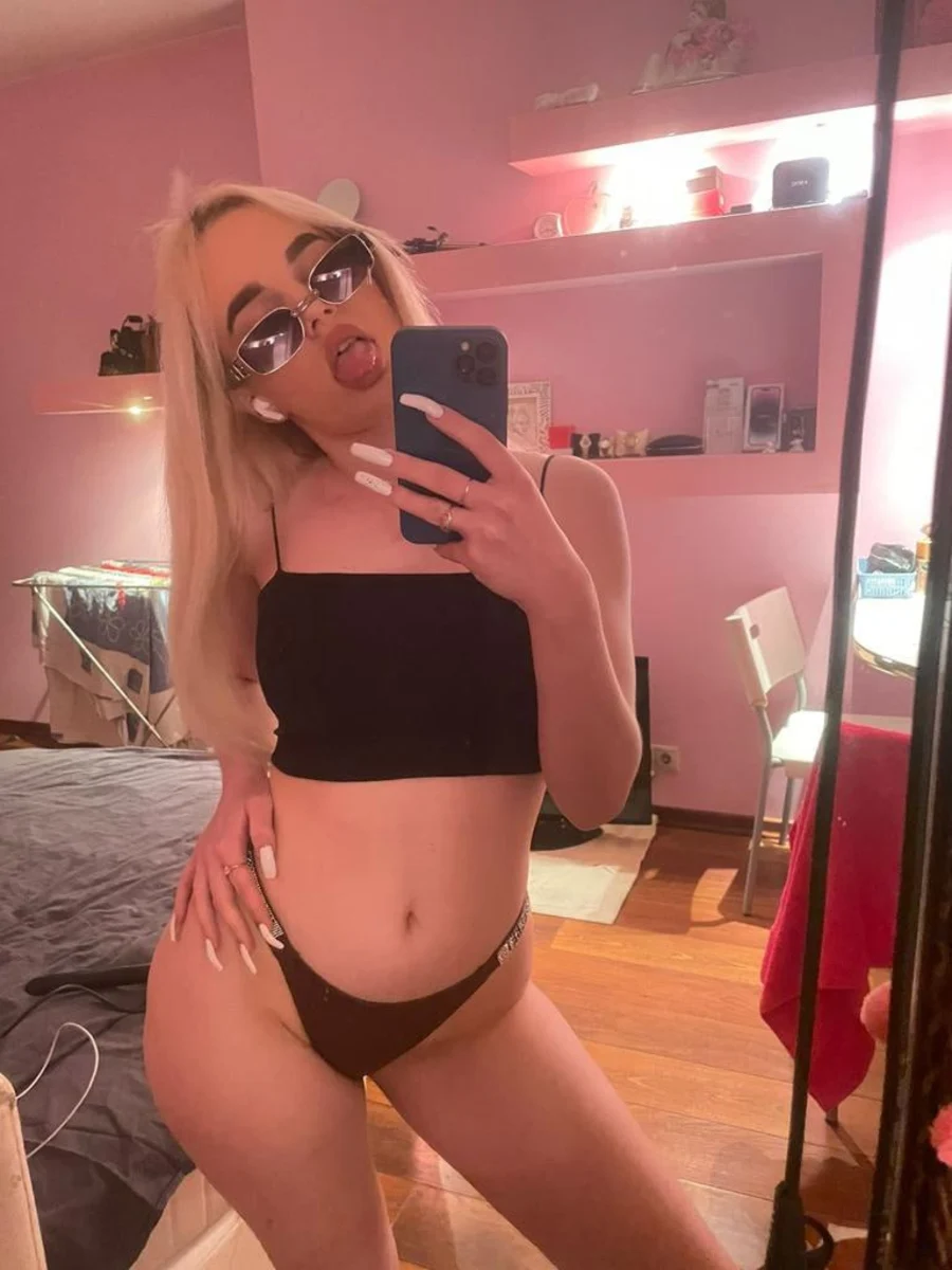 Angelica escort in Rome